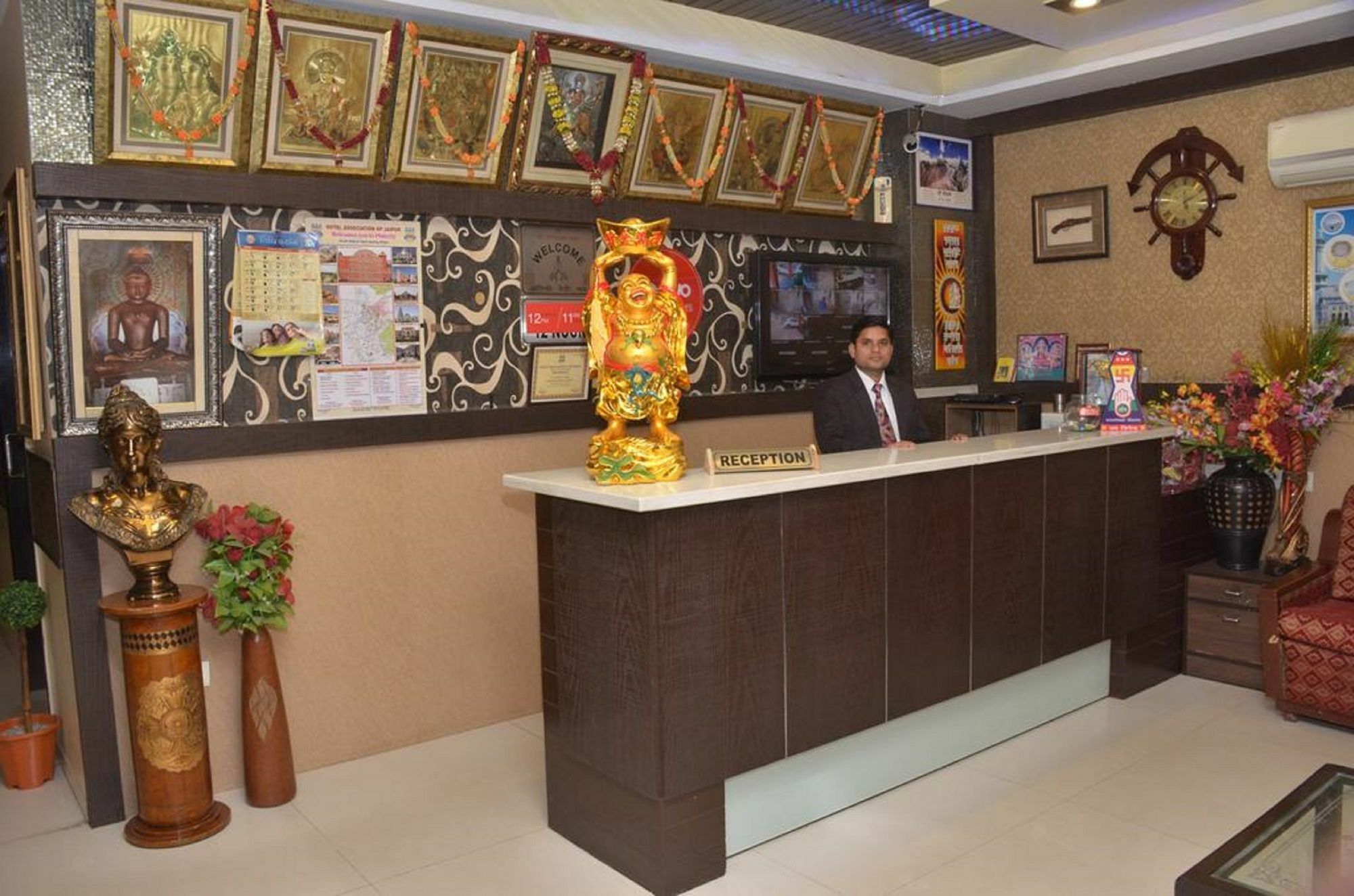 Hotel Jinendra Inn Jaipur Extérieur photo