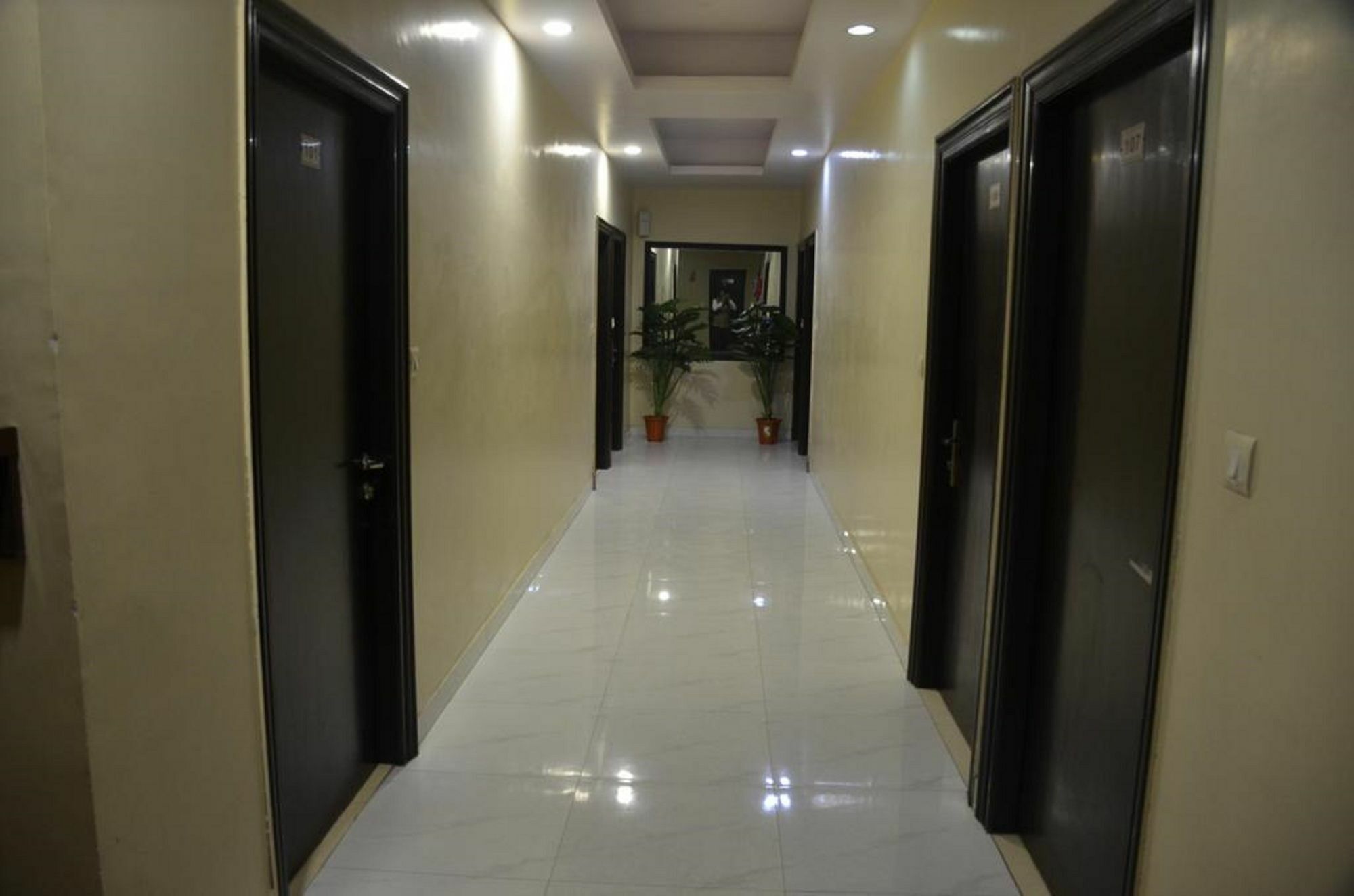 Hotel Jinendra Inn Jaipur Extérieur photo